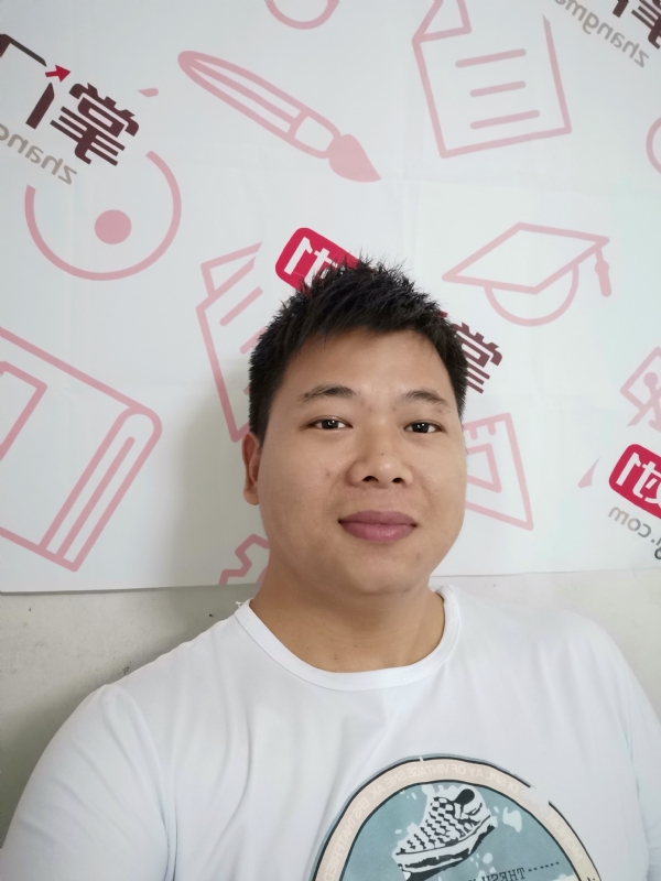 轻静地行走着的第一张照片--闽侯交友网