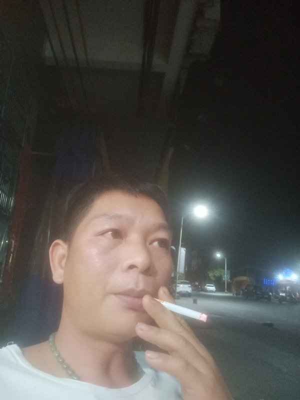 善解人意的第一张照片--闽侯交友网