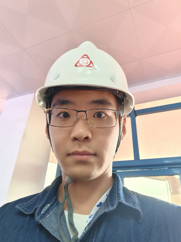 何鹏宇的第二张照片--闽侯交友网